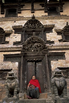 Bhaktapur Prints: Elaborately carved doorway