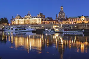 Elbe River with Academy of Fine Arts, Bruehlscher Terrasse, Frauenkirche Cathedral