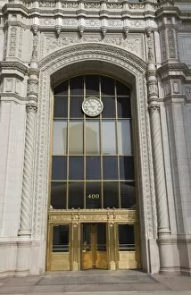 Elegant entrance to the Wrigley Building, North Michigan Avenue, Chicago