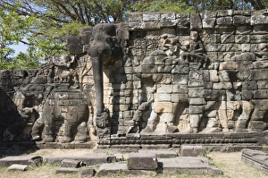 Images Dated 16th January 2008: Elephant Terrace, Angkor Thom, Angkor, UNESCO World Heritage Site, Siem Reap