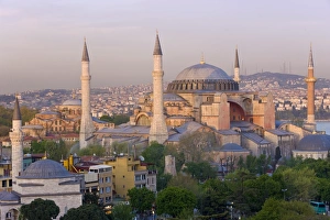 Images Dated 15th April 2008: Elevated view of Aya Sofya (Sancta Sophia), UNESCO World Heritage Site