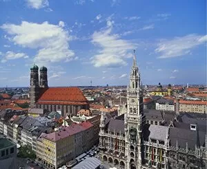 Images Dated 7th December 2006: Elevated View of Frauenkirche, Munich, Germany