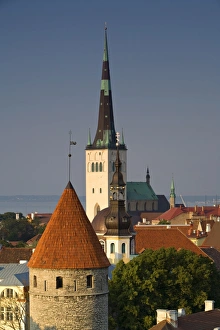 Images Dated 14th August 2007: Elevated view of lower Old Town with Oleviste Church in the background