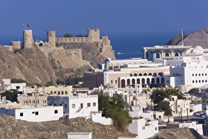 Images Dated 10th December 2007: Elevated view over Muscat