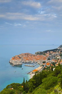 Elevated view over Stari Grad (Old Town), UNESCO World Heritage Site, Dubrovnik, Dalmatia, Croatia, Europe