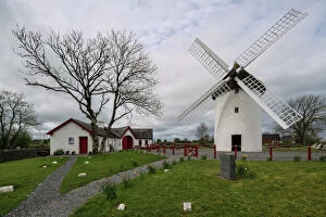 Irish Culture Gallery: Elphin Windmill, County Roscommon, Connacht, Republic of Ireland, Europe