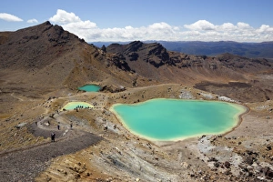 Emerald Lakes on the Tongariro Alpine Crossing, Tongariro National Park, UNESCO World Heritage Site, North Island, New Zealand, Pacific