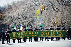Images Dated 17th March 2009: Emerald Society Police Department, St. Patricks Day celebrations, 5th Avenue
