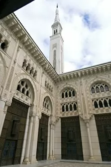 Images Dated 25th December 2007: Emir Abdelkamer Mosque, Constantine, Algeria, North Africa, Africa