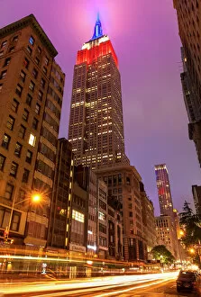 Typically American Gallery: Empire State building at night, Fifth Avenue, traffic light trails, Manhattan, New York