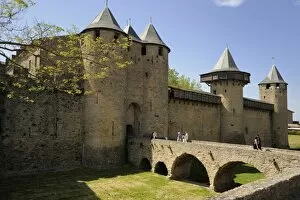 Images Dated 20th May 2009: Entrance to Chateau Comtal in the walled and turreted fortress of La Cite