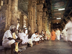 Entrance hall (east gate) to the Sri Meenakshi Temple