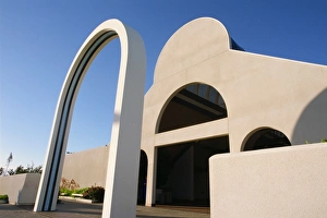 San Simeon Prints: Entrance to the lobby