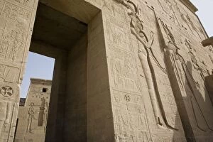 Images Dated 25th February 2007: The entrance of the Temple of Philae, UNESCO World Heritage Site, Nubia