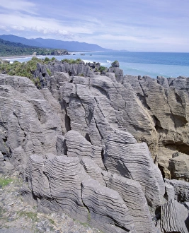 Eroded stratified limestone columns