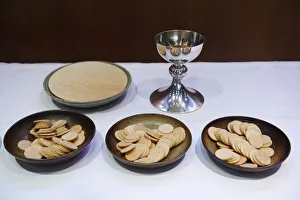 Images Dated 5th April 2009: Eucharist, Paris, France, Europe
