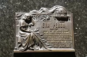Images Dated 15th February 2009: Eva Perons (Evita s) grave, Cementerio de la Recoleta, Cemetery in Recoleta