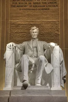 Evening, Statue of Abraham Lincoln, Lincoln Memorial, Washington D. C. USA