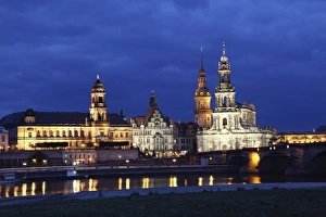 Evening view of city skyline including Hofkirche (St. Trinity Cathedral) Evening view of city skyline including Hofkirche (St. Trinity Cathedral)
