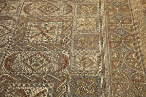 Floors Prints: Excavated Roman City, Volubilis, UNESCO World Heritage Site, Morocco, North Africa, Africa