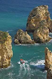Steering Prints: Excursion boat to the caves at Ponte da Piedade near Lagos