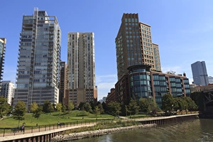 Highrise Prints: Expensive apartment buildings on the Chicago River