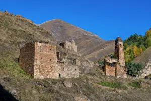 Land Prints: Exploration of an abandoned mountain village in the Caucasus region of Russia