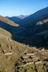 Settlement Prints: Exploration of an abandoned village nestled in the mountains of Chechnya