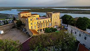 Roads Prints: Exploration of the old city of Faro in Algarve