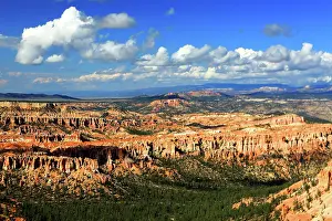 Overlook Prints: Explore the vast landscapes and rock formations of Bryce Canyon in Utah