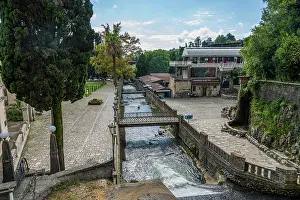 Atmosphere Prints: Exploring an artificial water channel in New Athon