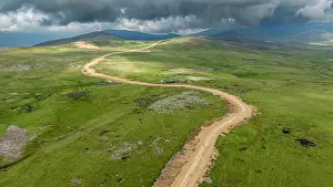 Dirt Prints: Exploring the highland scenery of Qarabaqh