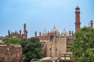 Attractions Prints: Exploring historical architecture and culture at Fort of Lahore in Pakistan during the day