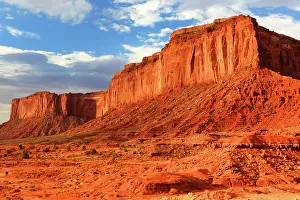 Wonders Prints: Exploring the iconic rock formations of Monument Valley in Navajo Indian Territory during daylight in Utah