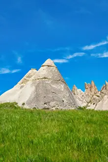 Love Prints: Exploring rock formations in Love Valley