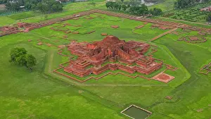 Meditation Prints: Exploring the ruins of Somapura Mahavihara from above in Paharpur