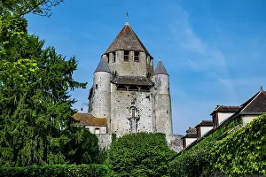 Landscaping Prints: Exploring St. Quiriacus church in Provins