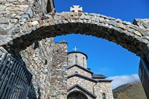 Visitors Prints: Exploring the stone architecture of Alanskiy Svyato-Uspenskiy Muzhskoy Monastry in the Caucasus mountains during