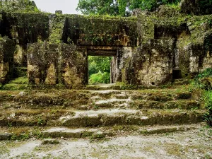 Mesoamerica Prints: Exploring the structure of Group G at Acanaladuras Palace in Tikal