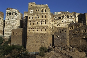 Yemen Prints: Exterior of fortress houses