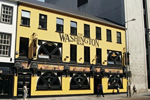 Public House Prints: Exterior of pub