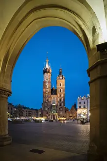 Exterior of Saint Marys Basilica (Bazylika Mariacka) in Market Square (Rynek
