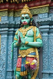 Images Dated 2nd November 2006: Exterior statue of the Hindu monkey god Hanuman, Sri Krishna Bagawan Temple