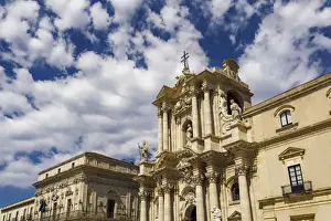Syracuse Prints: Exterior view of Syracuse Cathedral and Palazzo del Vermexio town hall at Piaza del Duomo in Ortygia