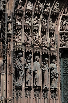 Images Dated 12th January 2000: Detail of front facade
