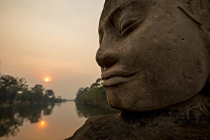 Faces of Deva and Asuras, Southern Gate, Angkor Thom, Angkor, UNESCO World Heritage Site, Siem Reap, Cambodia, Indochina, Southeast Asia, Asia