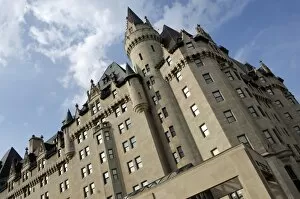 Images Dated 28th June 2007: The Fairmont Chateau Laurier Hotel, a limestone building located in the heart of the capital