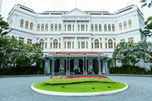 19th Century Gallery: The famous Raffles Hotel, a Singapore landmark, Singapore, Southeast Asia, Asia