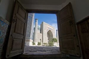Images Dated 11th August 2009: The famous Registan of Sarmakand, UNESCO World Heritage Site, Samarkand