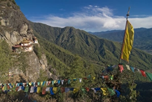 Images Dated 11th April 2009: The famous Taktshang Goempa (Tigers Nest Monastery), Bhutan, Asia